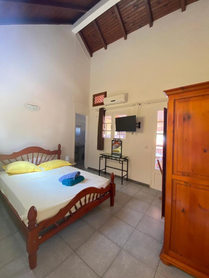 Residence Bel'Soleil Sainte-Anne Luaran gambar